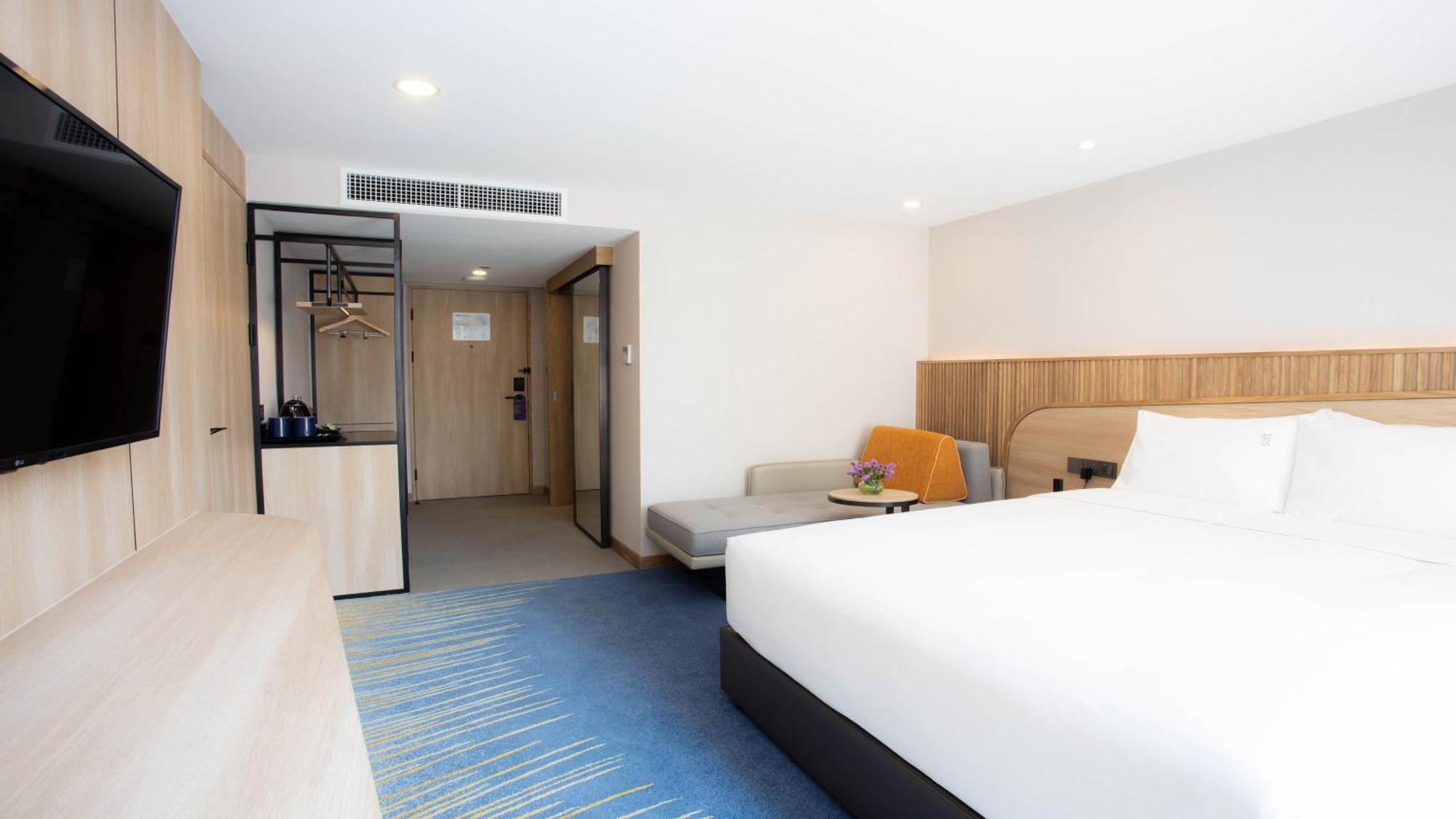 Holiday Inn Express & Suites Bangkok Central Pier By Ihg Экстерьер фото