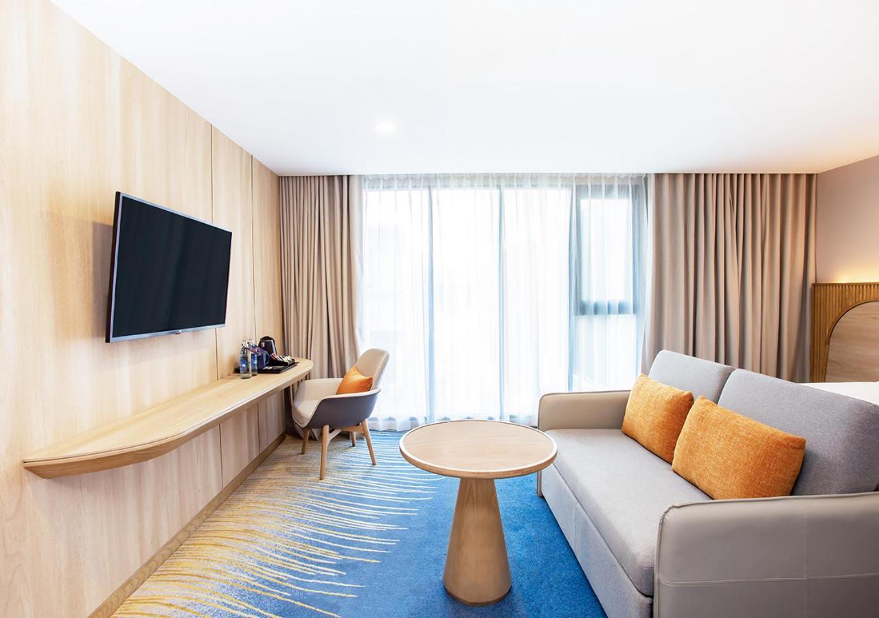 Holiday Inn Express & Suites Bangkok Central Pier By Ihg Экстерьер фото