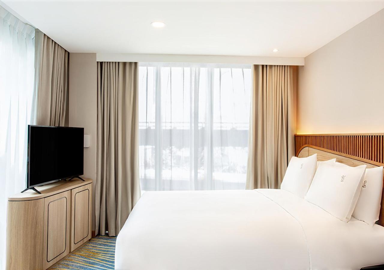 Holiday Inn Express & Suites Bangkok Central Pier By Ihg Экстерьер фото
