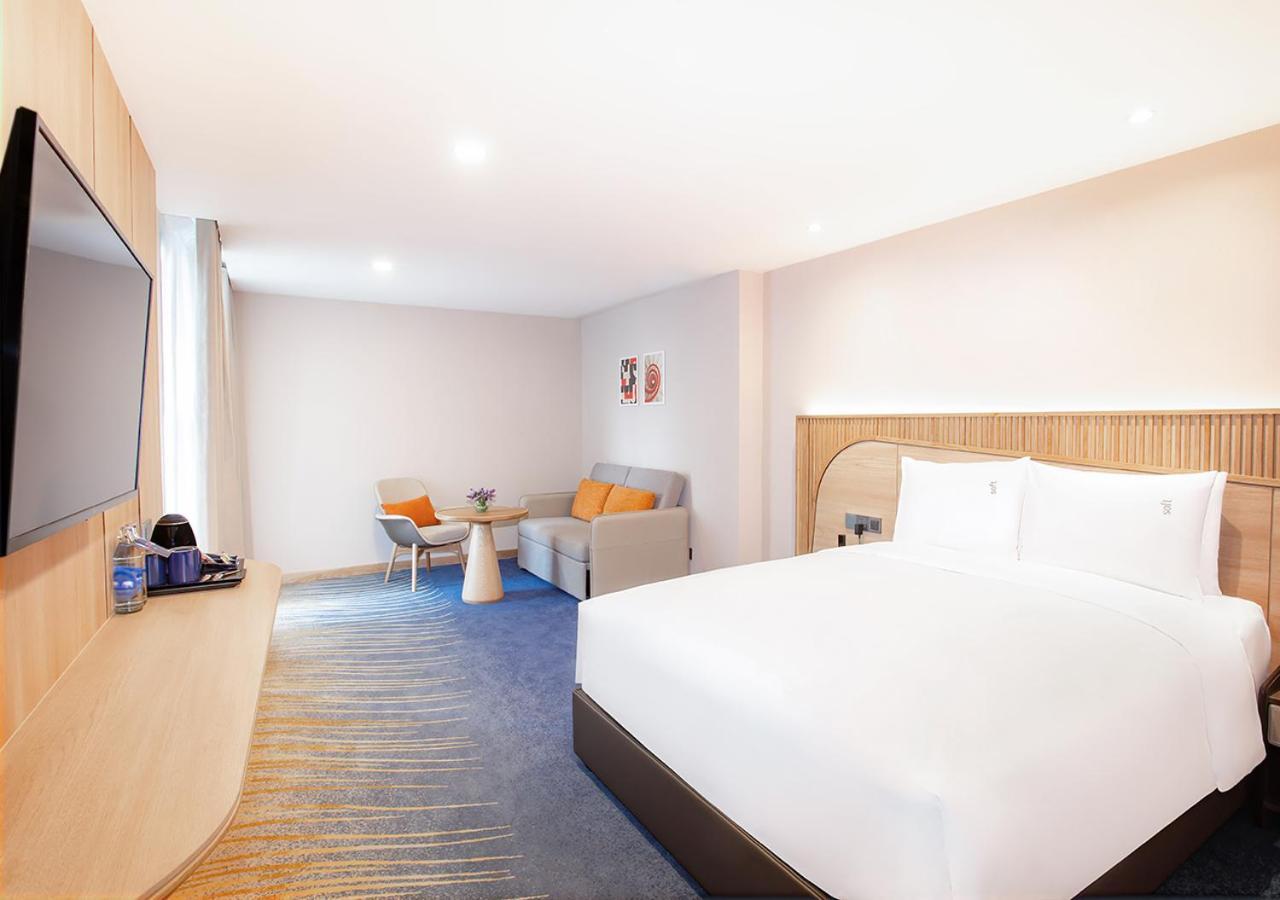 Holiday Inn Express & Suites Bangkok Central Pier By Ihg Экстерьер фото