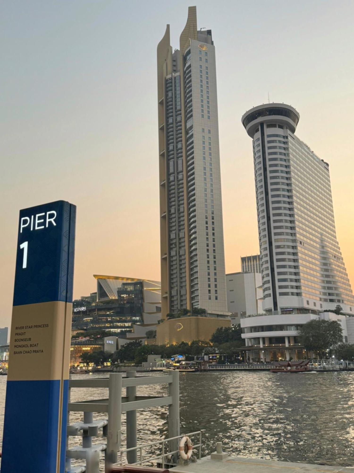 Holiday Inn Express & Suites Bangkok Central Pier By Ihg Экстерьер фото