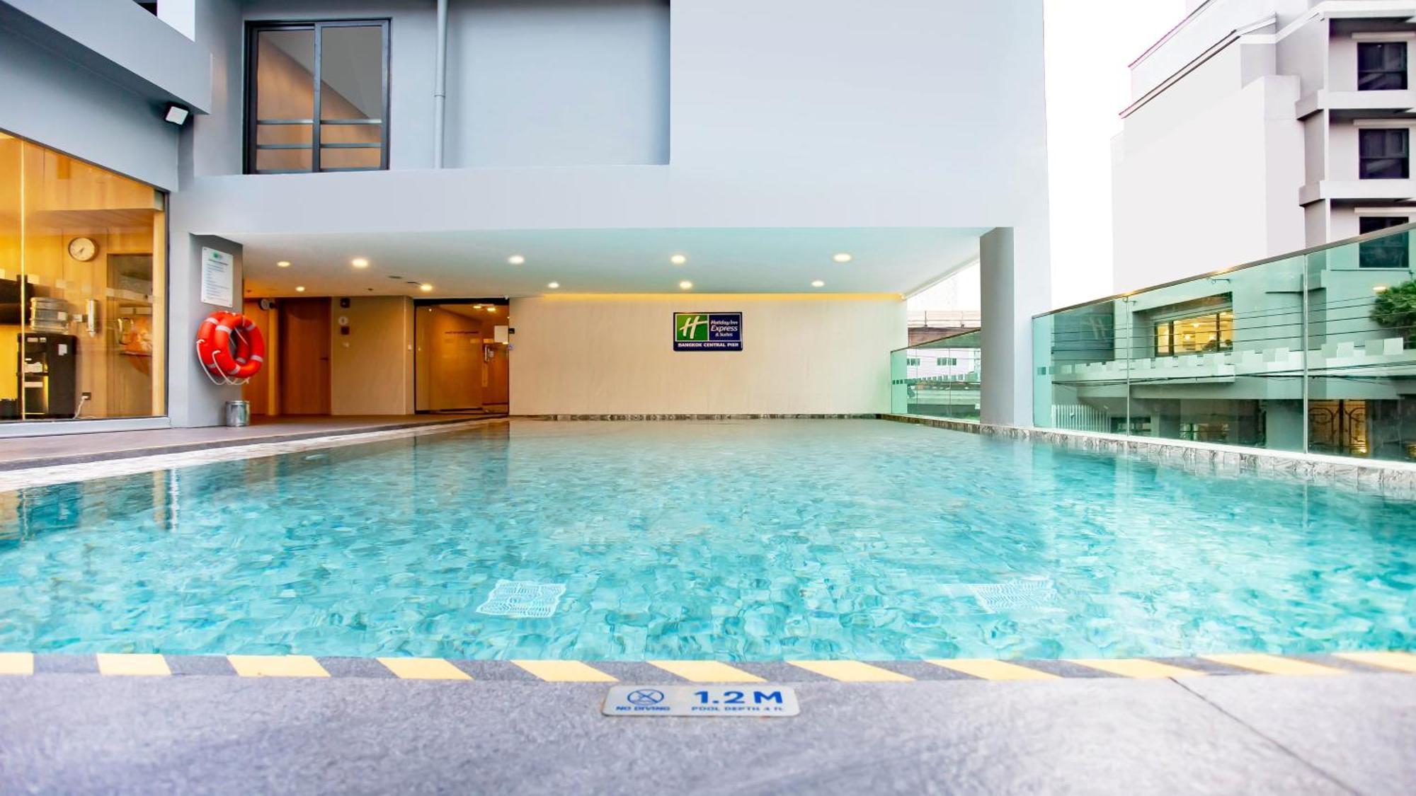 Holiday Inn Express & Suites Bangkok Central Pier By Ihg Экстерьер фото