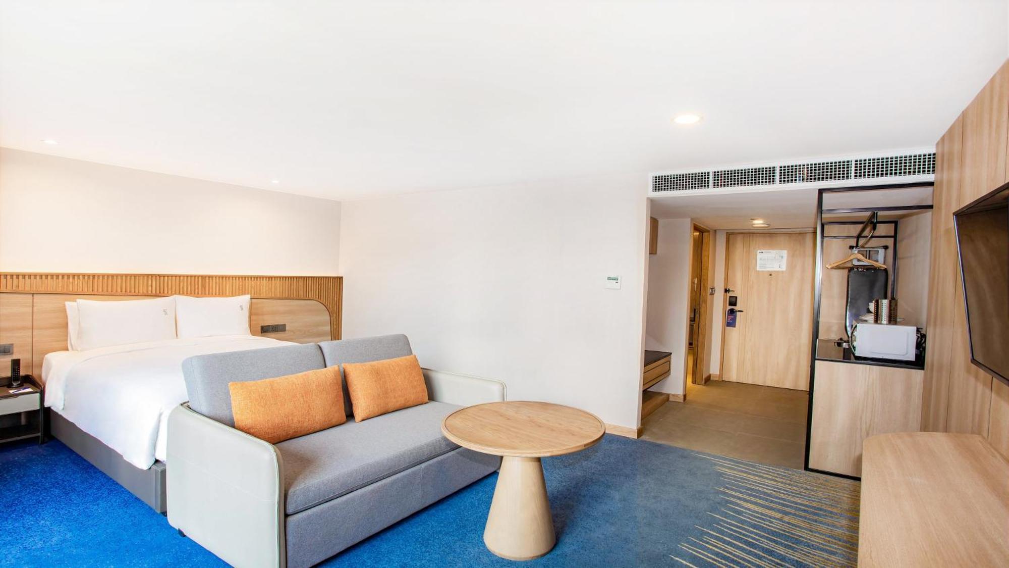 Holiday Inn Express & Suites Bangkok Central Pier By Ihg Экстерьер фото